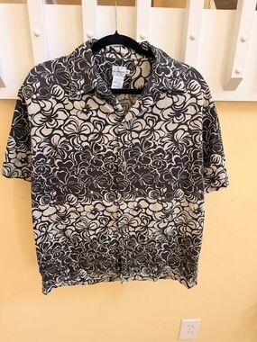 Calvin Klein Jeans Black and Cream Floral Button-Down Shirt